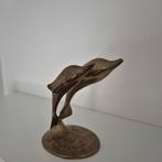 Vintage messing dolfijnen op voet., Verzamelen, Beelden en Beeldjes, Ophalen of Verzenden, Gebruikt, Dier