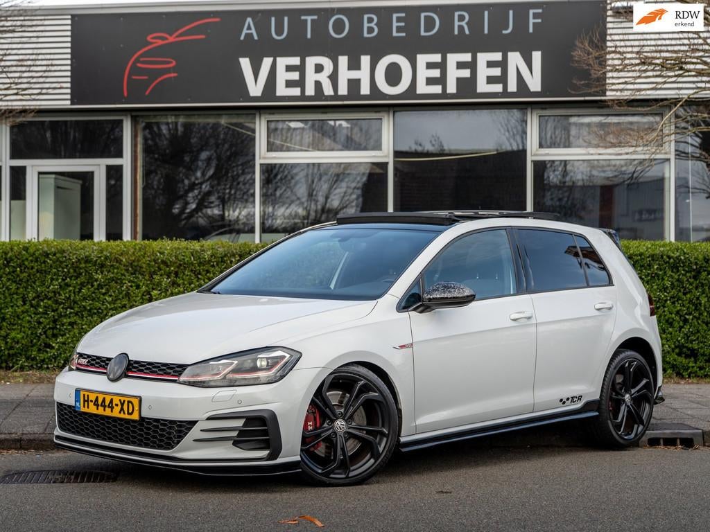 Volkswagen Golf 2.0 TSI GTI TCR - AKRAPOVIC - KEYLESS - PANO, 1330 kg, 15 km/l, Gebruikt, 4 cilinders