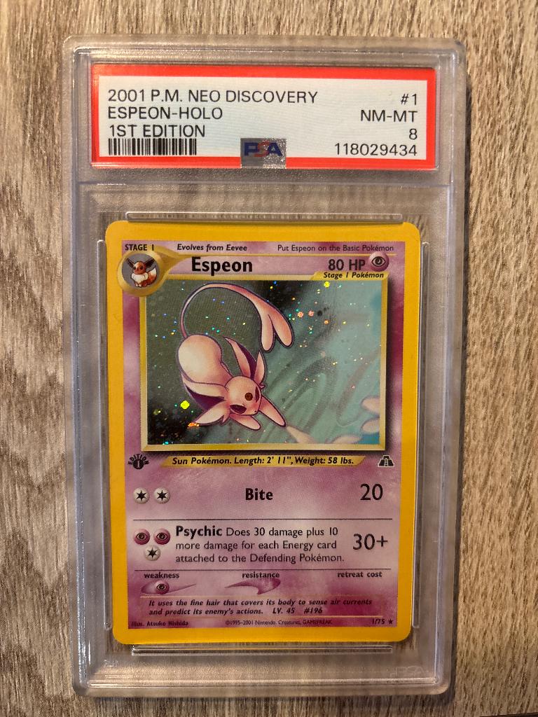 Espeon Holo 1st Edition – PSA 8 – Neo Discovery, Ophalen of Verzenden, Zo goed als nieuw, Losse kaart, Foil