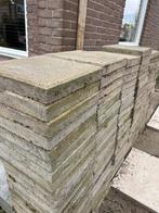 Gratis tegels 30x30 cm – uit de tuin., Ophalen, Zo goed als nieuw