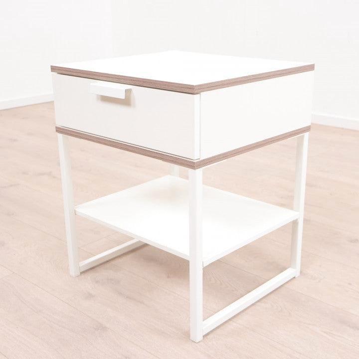IKEA Trysil nachtkastje, Huis en Inrichting, Slaapkamer | Nachtkastjes, Zo goed als nieuw, 55 tot 70 cm, Minder dan 45 cm, Hout