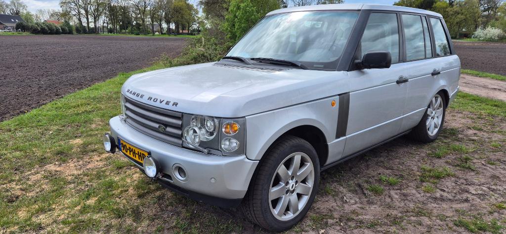 Beest van een Land Rover Range Rover 4.4 V8 AUT 2004 Grijs, Auto's, Automaat, Leder en Stof, Vierwielaandrijving, Particulier