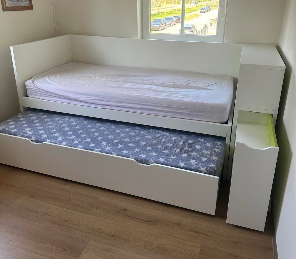 Uitschuifbaarbed 1-persoons, Ophalen, Zo goed als nieuw, Eenpersoons