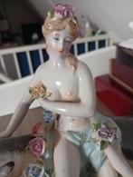 Meissen Porseleinen Beeld: Vrouwen met Koe en Bloemen, Ophalen of Verzenden