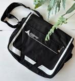 Assassin’s Creed Abstergo Industries Messenger Bag, Ophalen of Verzenden, Zo goed als nieuw, Zwart, Overige merken