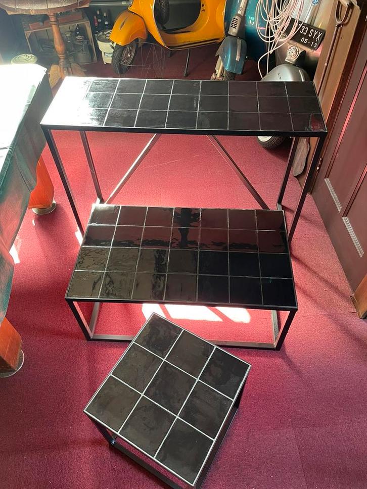 Tafelset 3 delig in 1 koop, Huis en Inrichting, Tafels | Sidetables, Zo goed als nieuw, 25 tot 50 cm, 50 tot 100 cm, Rond, Metaal