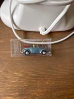 Modelauto Volkswagen 1303 Cabriolet, Hobby en Vrije tijd, Modelauto's | 1:18, Ophalen of Verzenden, Zo goed als nieuw, Auto, Overige merken