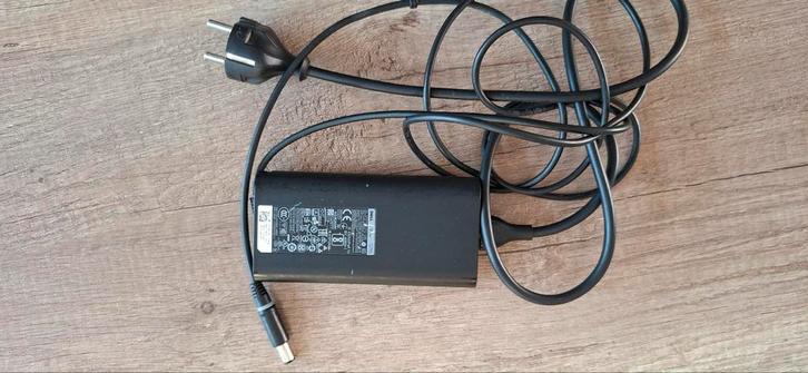 Dell Laptop Oplader - Zo goed als nieuw!, Computers en Software, Laptop-opladers, Ophalen of Verzenden