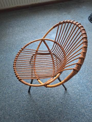 Vintage Rotan Stoel beschikbaar voor biedingen