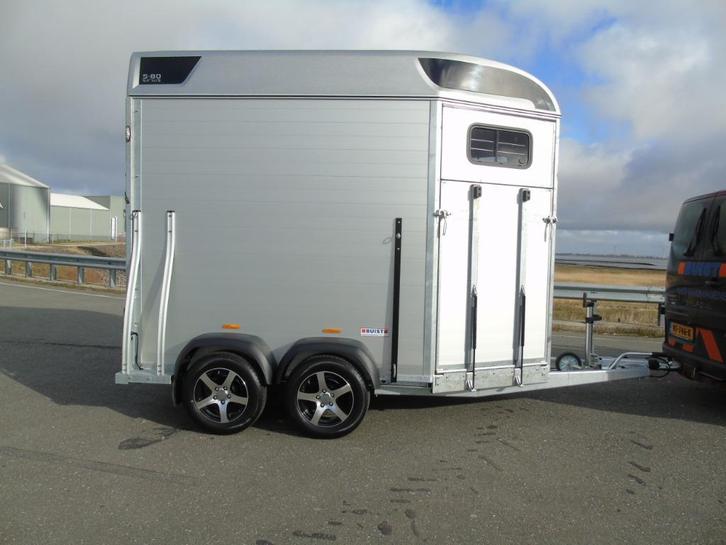 Sirius S80 Silver 2-paards Voorlaadbrug LED Buist Voorraad, Dieren en Toebehoren, Paarden en Pony's | Trailers en Aanhangwagens
