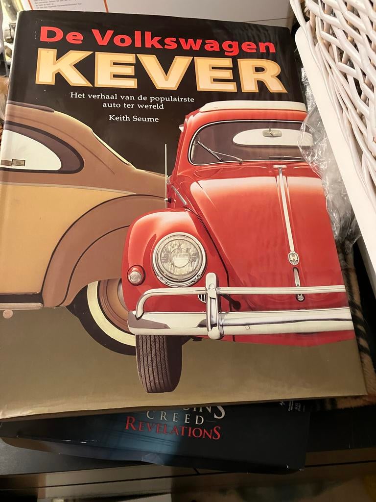 Volkswagen Kever Boek - Geschiedenis en Details, Ophalen of Verzenden, Gelezen, Volkswagen