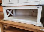 Witte salontafel met mangohouten blad