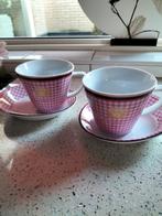 2 kopjes met schotels, Huis en Inrichting, Ophalen, Zo goed als nieuw, Overige stijlen, Kop(pen) en/of Schotel(s)
