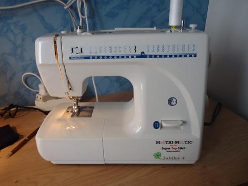 naaimachine matri magic jubilee 4, Hobby en Vrije tijd, Naaimachines en Toebehoren, Zo goed als nieuw, Naaimachine, Overige merken