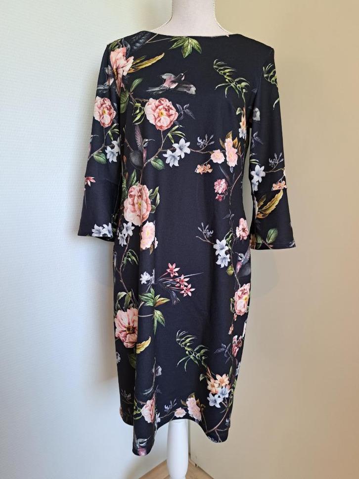 Zwart bloem jurk Betty barclay, Kleding | Dames, Jurken, Nieuw, Maat 38/40 (M), Zwart, Knielengte, Ophalen of Verzenden