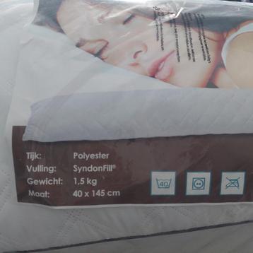 Body pillow zijslaper/ zwangerschap/ voedingskussen beschikbaar voor biedingen