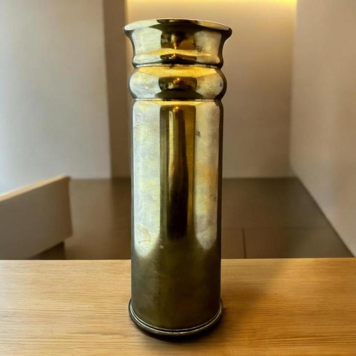Een trench art granaathuls., Verzamelen, Militaria | Algemeen, Landmacht, Overige typen, Nederland, Ophalen of Verzenden