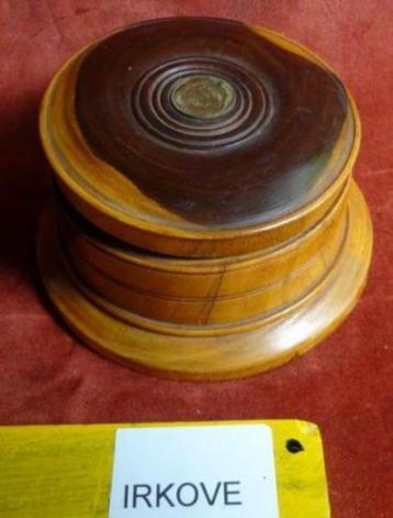 TREEN HOUTEN POT MET ONDERZETTERS * Mooi Model * beschikbaar voor biedingen