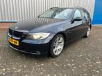 BMW 3-Serie 320i Touring 2006 Executive  Nw APK, Auto's, BMW, 13 km/l, Zwart, 4 cilinders, Blauw