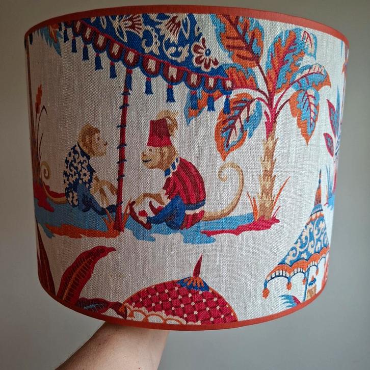 Handgemaakte lampenkap linnen met  aapjes, Huis en Inrichting, Lampen | Lampenkappen, Ophalen of Verzenden