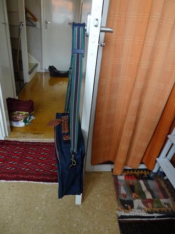 aktetas beschikbaar voor biedingen