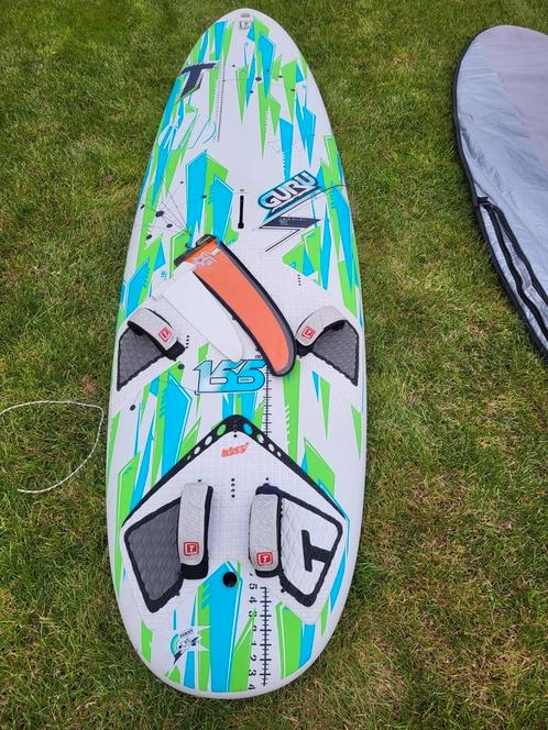 Tabou guru 155 liter, Watersport en Boten, Windsurfen, Zo goed als nieuw, Plank, 250 tot 300 cm, Met vin(nen), Met draagtas, Ophalen of Verzenden