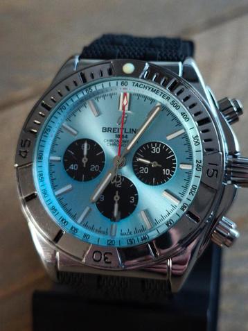 splinternieuwe Breitling B01 chronomat  beschikbaar voor biedingen