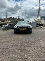 BMW 5-Serie 520i 184pk Aut. 2012 Grijs, Auto's, Automaat, Zwart, 4 cilinders, 2000 kg