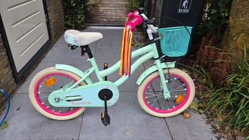 Stoere meisjesfiets 16inch met zijwieltjes, Fietsen en Brommers, Fietsen | Kinderfietsjes, Zo goed als nieuw, 16 tot 20 inch, Zijwieltjes