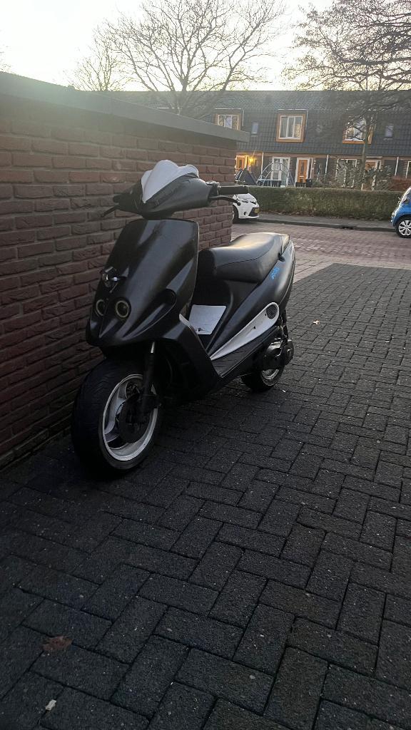 malaguti phantom f12 70cc, Fietsen en Brommers, Scooters | Overige merken, Gebruikt, Maximaal 45 km/u, Benzine, Ophalen