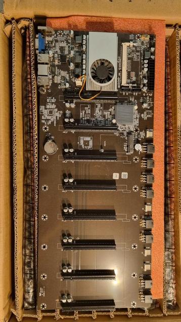 10x Nieuwe Moederborden  beschikbaar voor biedingen