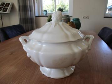 Soepterrine Wellington wit (groot model) van Regout   beschikbaar voor biedingen