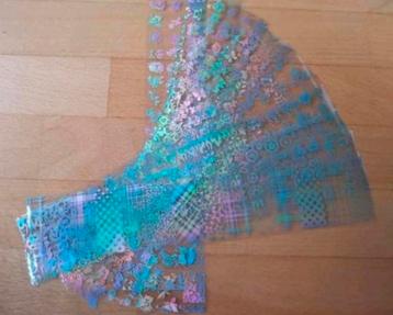 Nagelfolie holo diverse 4*20cm x10 incl verzend  beschikbaar voor biedingen