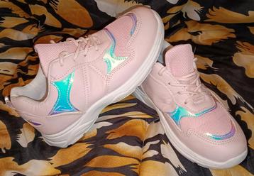 Leuke Roze Gympen maat 32  beschikbaar voor biedingen