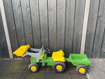Tractor met aanhanger - Opknapper beschikbaar voor biedingen