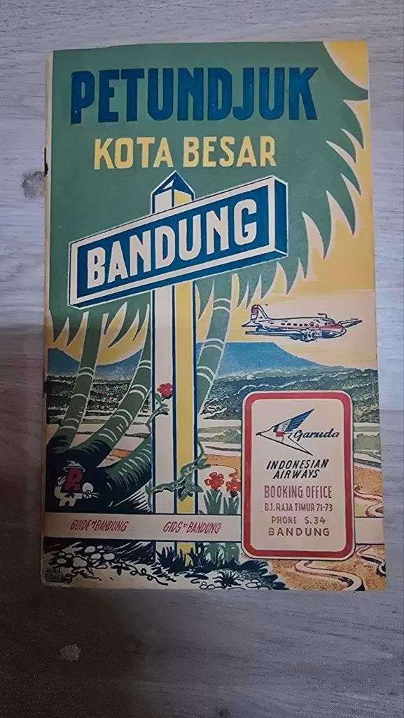 Zeldzame Reisgids Bandung 1951, Boeken, Reisgidsen, Ophalen of Verzenden