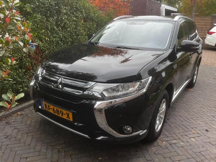 Mitsubishi Outlander 2.0 Dohc Mivec Phev 203pk 4WD CVT 5P, Auto's, Mitsubishi, Particulier, Outlander, 4x4, Achteruitrijcamera