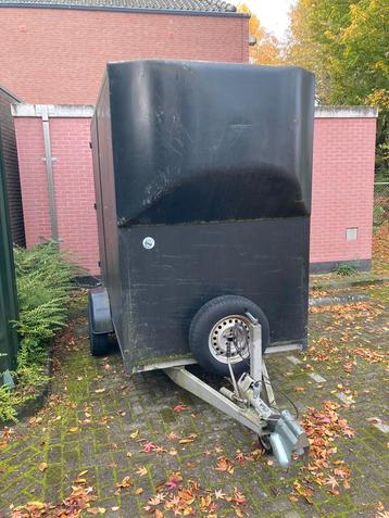 Bakwagen beschikbaar voor biedingen
