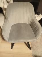 Drie JYSK eetkamerstoelen, model ADSLEV, fluweel zachtgrijs., Huis en Inrichting, Stoelen, Ophalen, Zo goed als nieuw, Eén, Stof