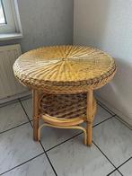 Rieten/rotan bijzettafel, Ophalen, Zo goed als nieuw, Rond, 45 tot 60 cm