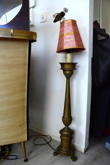 Vintage staande lamp – klassiek brons ontwerp  beschikbaar voor biedingen