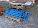 5 staanders 200x40 plus legborden aluminium, Ophalen
