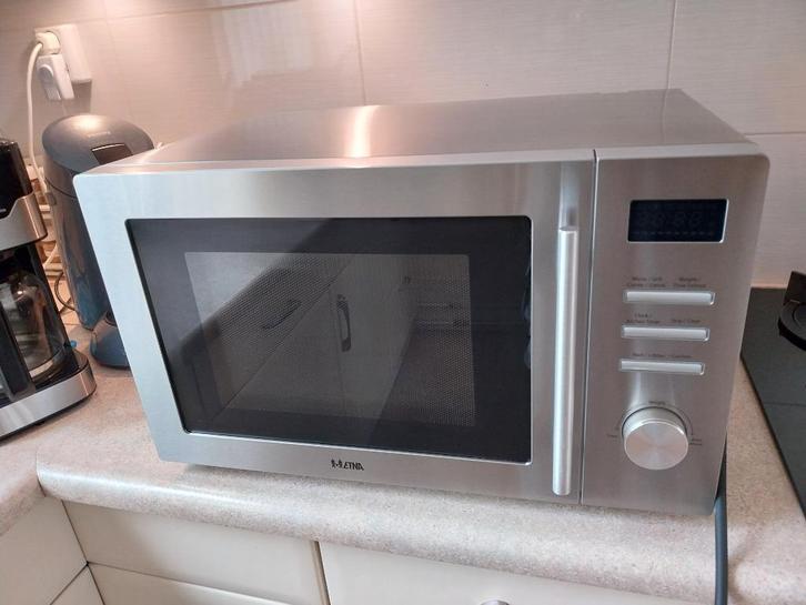 Voor een heerlijke maaltijd!, Witgoed en Apparatuur, Magnetrons, Zo goed als nieuw, Vrijstaand, Combimagnetron, 45 tot 60 cm, Grill