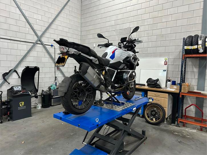 Adv-motorhub, Motoren, Accessoires | Overige, Zo goed als nieuw, Ophalen