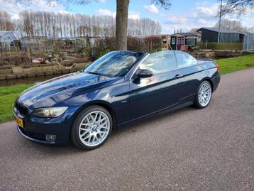 BMW 3-Serie 3.0 I 325i Cabrio 2009 Blauw 6bak navi leder beschikbaar voor biedingen