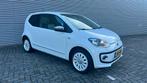 Vw white up, Auto's, Voorwielaandrijving, Electronic Stability Program (ESP), Leder en Stof, Wit