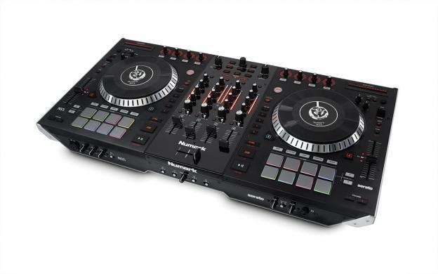 Numark NS7 II DJ Controller incl. Flightcase, Muziek en Instrumenten, Dj-sets en Draaitafels, Zo goed als nieuw, Dj-set, Numark