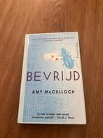 Bevrijd - Amy McCulloch, Ophalen of Verzenden, Gelezen