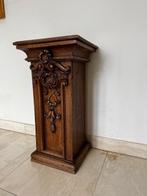 Houten sierlijke sokkel, Ophalen