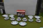 18-delig kerstservies/ koffieservies / theeservies in doos, Diversen, Kerst, Ophalen of Verzenden, Zo goed als nieuw